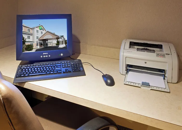Holiday Inn Express Hotel & Suites Freeport By Ihg